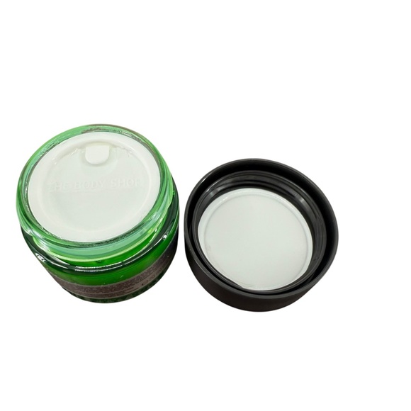 The Body Shop DROPS OF YOUTH Bouncy Eye Mask 3 Plant Stem Cells 0.6 oz NIB Vegan - Picture 4 of 12